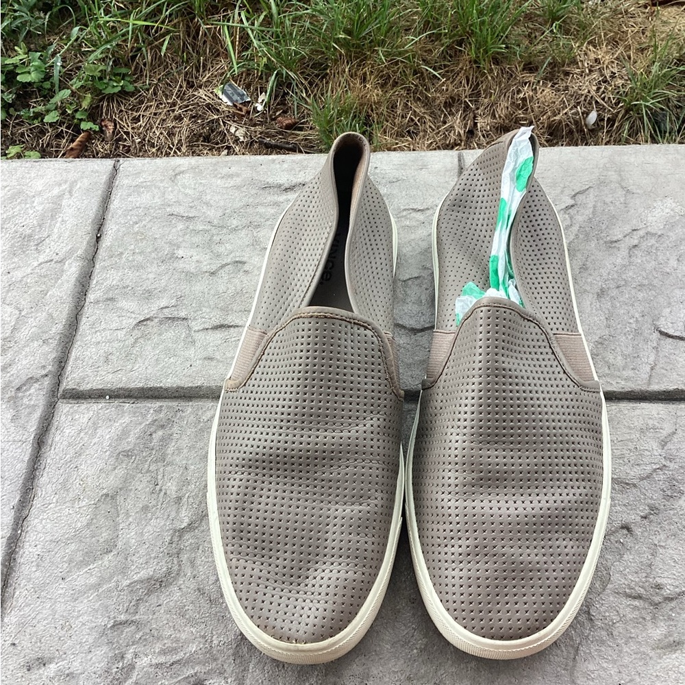 Vince Blair Perforated Leather Slip-On Sneakers Size 9